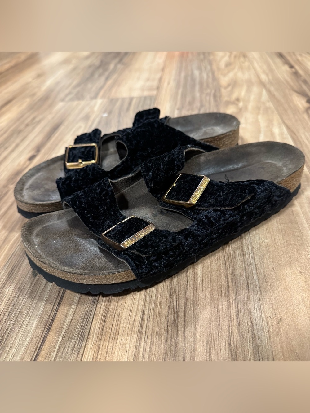 Birkenstock Arizona Sandals Women's EU 39 Black Crushed Textured Velvet Straps
